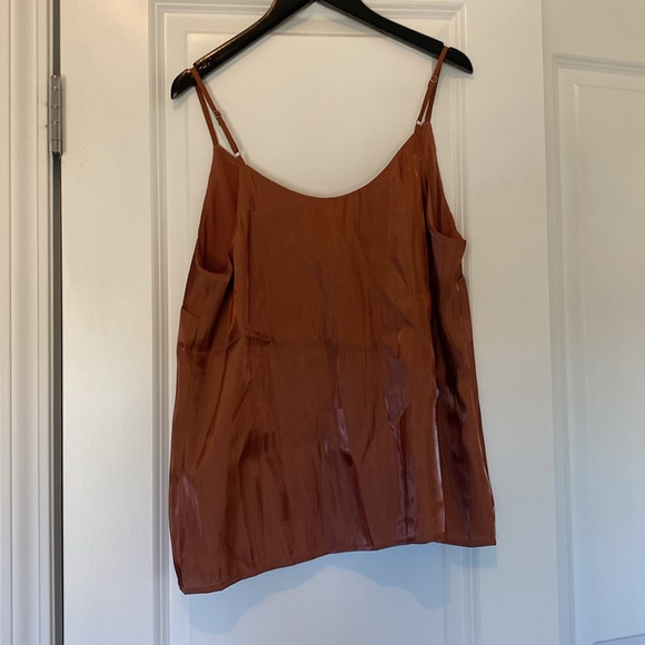 NWT shimmery blouse - Picture 5 of 5